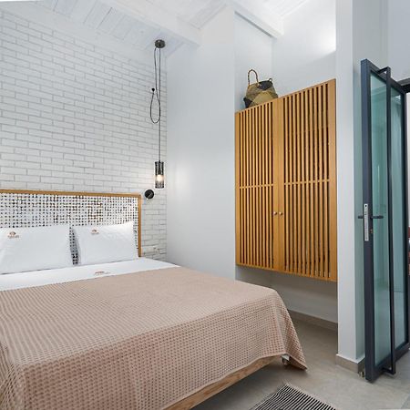 Funtuki Seaside Apartments 렙토카리아 외부 사진