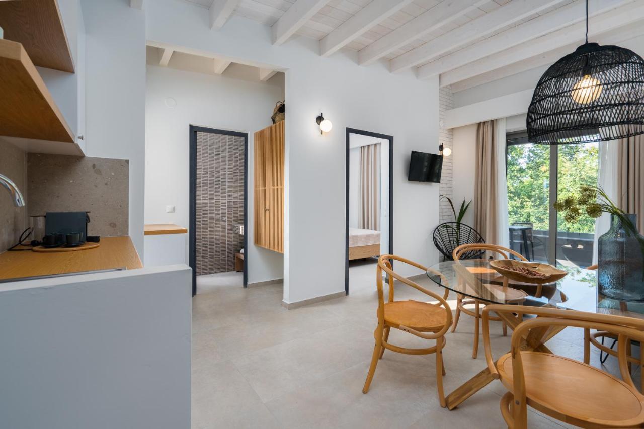 Funtuki Seaside Apartments 렙토카리아 외부 사진