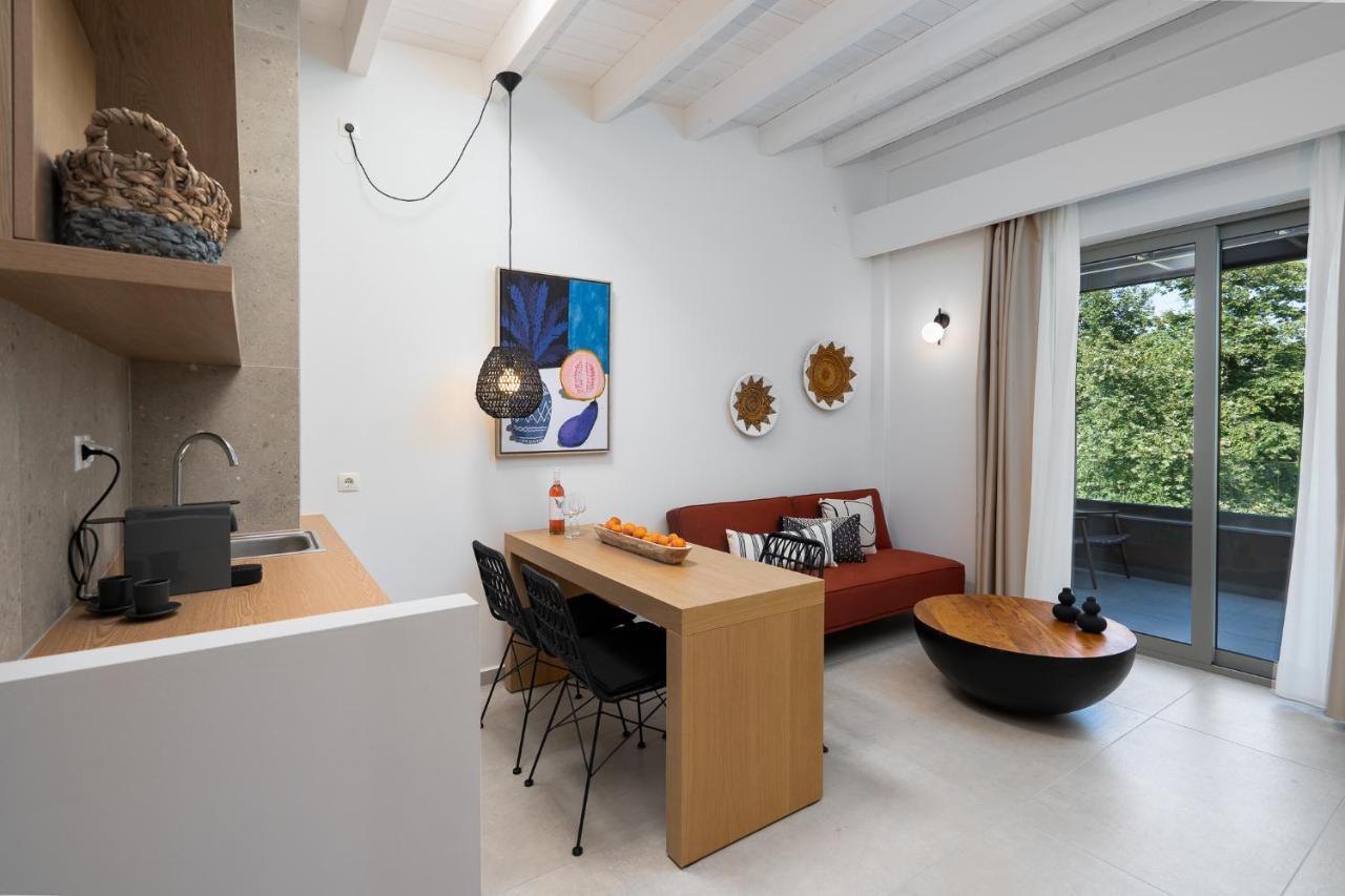 Funtuki Seaside Apartments 렙토카리아 외부 사진